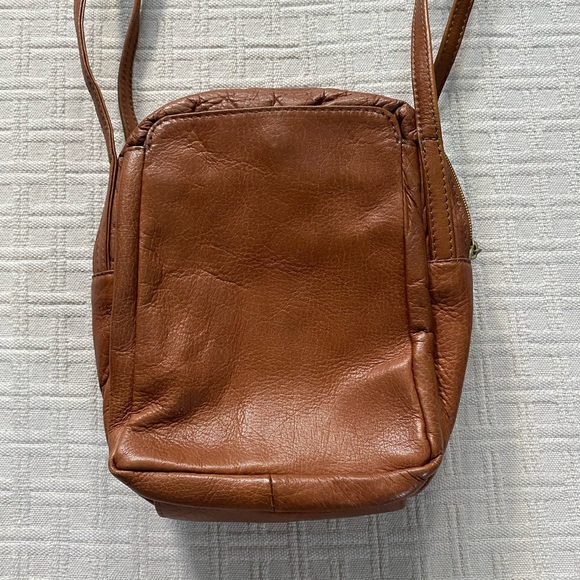 Hobo vintage brown leather purse. - Picture 7 of 12